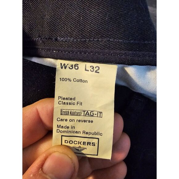 DOCKERS Pants Mens 36 Blue Pleated Front Classic Khakis Adult 36x32 - Picture 6 of 10